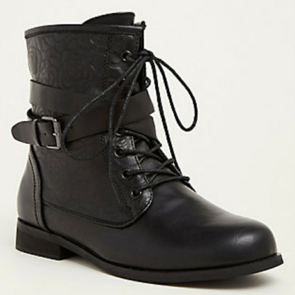 torrid Shoes - 🆕 Torrid Embossed Rose Leather Combat Boots